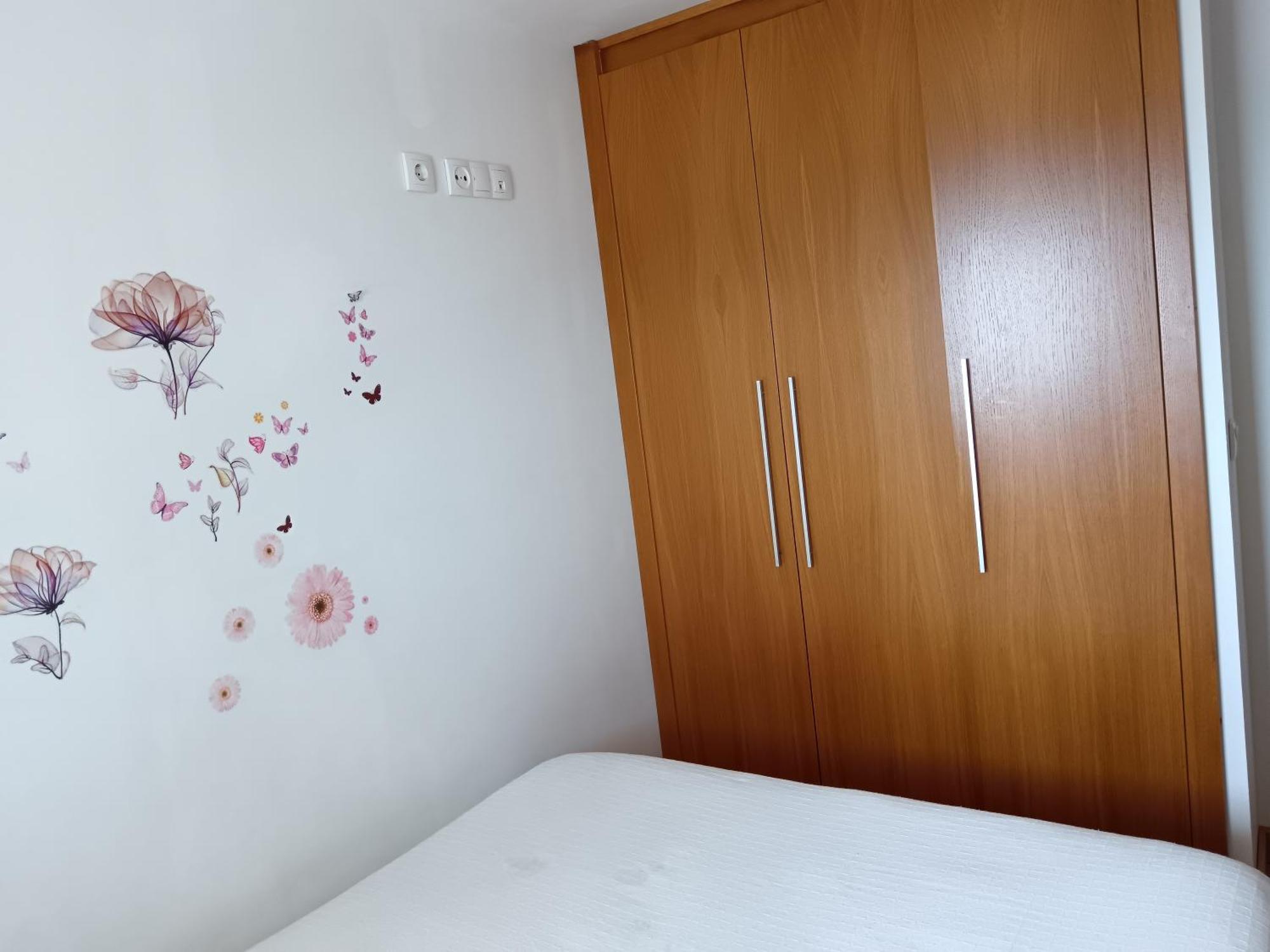 Apartamentos Benedicto XIII: Beachfront with Parking & Modern Amenities Peniscola Room photo